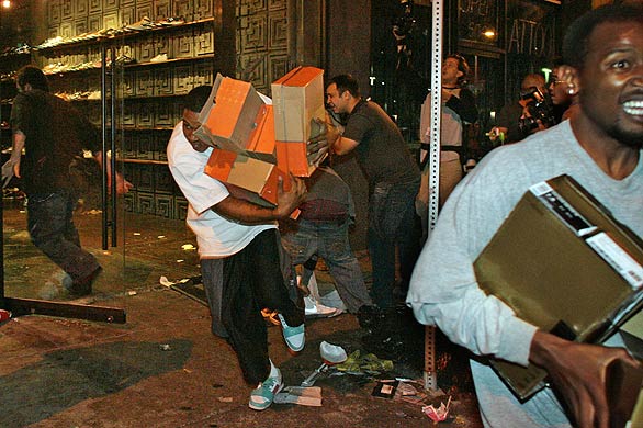 Shoe Store Looted During Los Angeles Lakers Riots