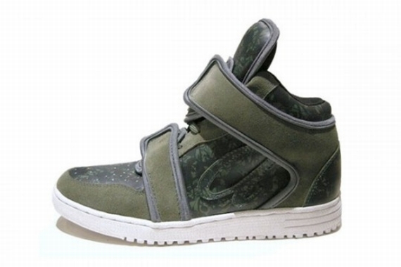 Ato Motsumoto Cow Hide Boot - Military Green