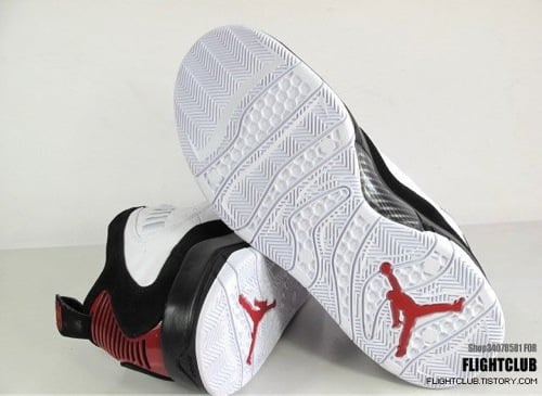 Air Jordan Hallowed Ground White/Black/Red - New Images 3