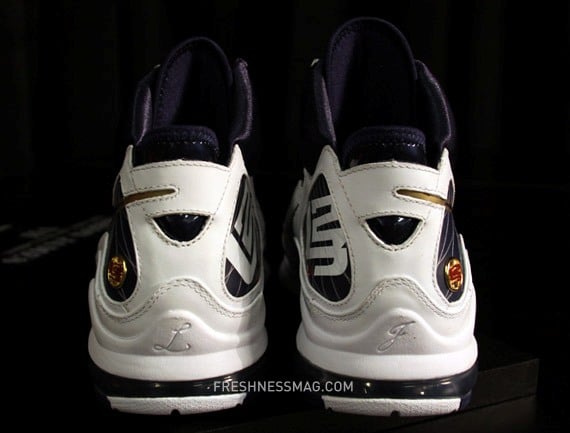 Nike Air Max LeBron - White/Navy/Gold