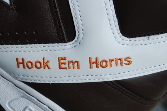 Hook Em Horns: Converse Weapon iD