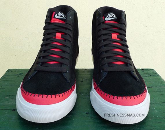 Nike Sportswear Blazer Mid ND - Black / Hot Red