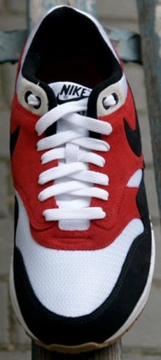 NikeAM1ND2