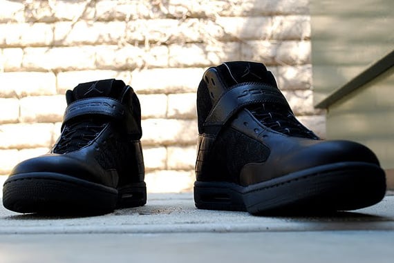 Jordan Blase Mid - Black / Anthracite