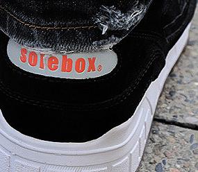 SoleboxSauconyShadow901