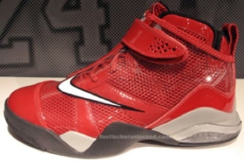 ZoomFlightClubRaincoat3