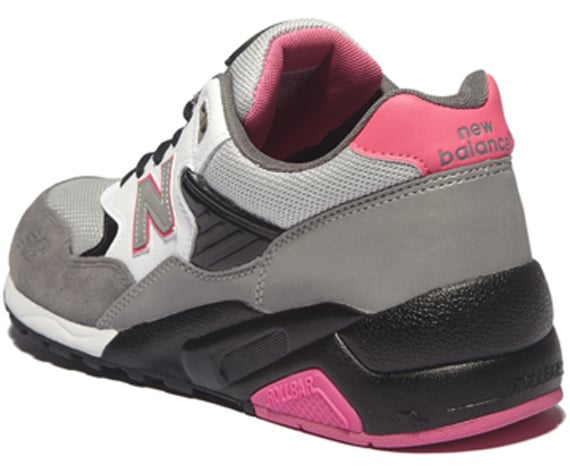 New Balance MT580 - Hot Pink