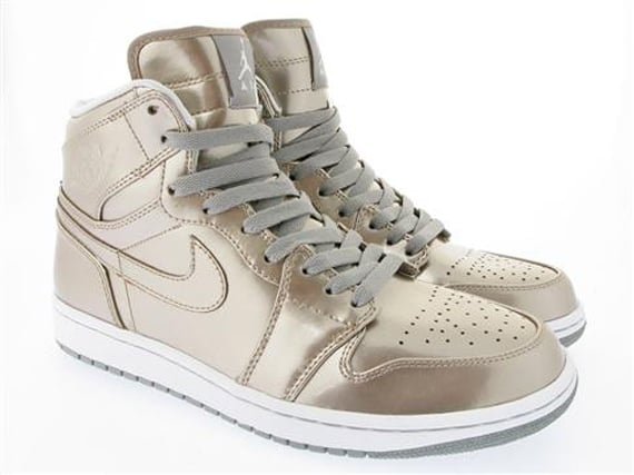 Air Jordan I (1) Retro High Patent - November 2009