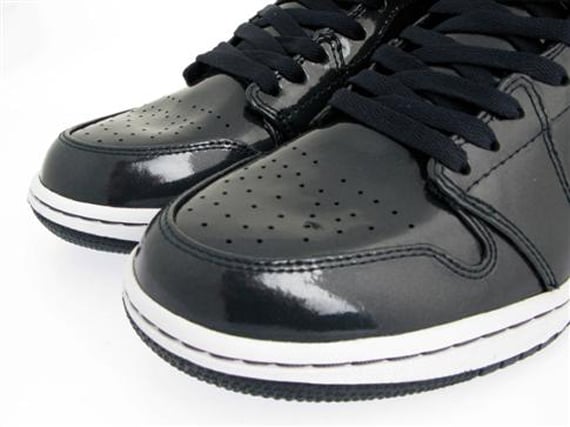 Air Jordan I (1) Retro High Patent - November 2009