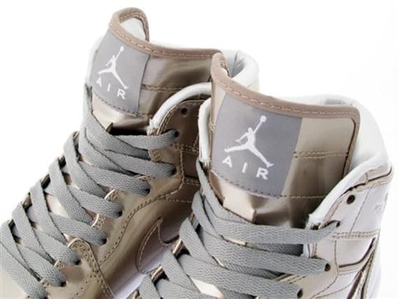 Air Jordan I (1) Retro High Patent - November 2009