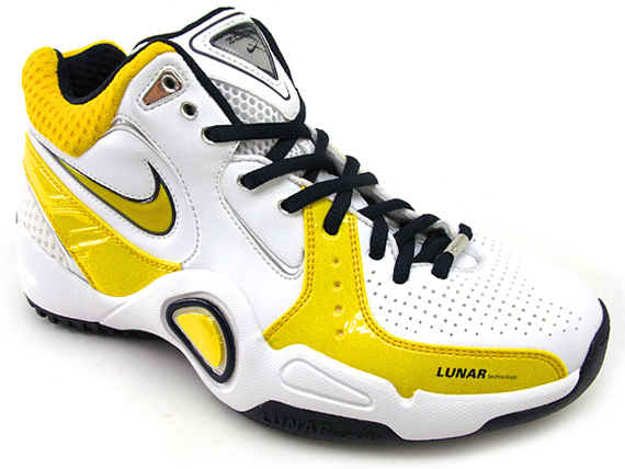 Nike Air Zoom Brave III - Holiday 2009