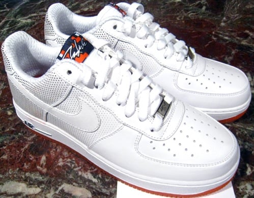 TeamOrangeFuturaNikeAF1low2