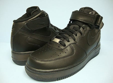Nike Air Force 1 '07 Mid - Black / Black