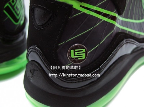 Nike Air Max Lebron VII Dunkman Close-Up Shots