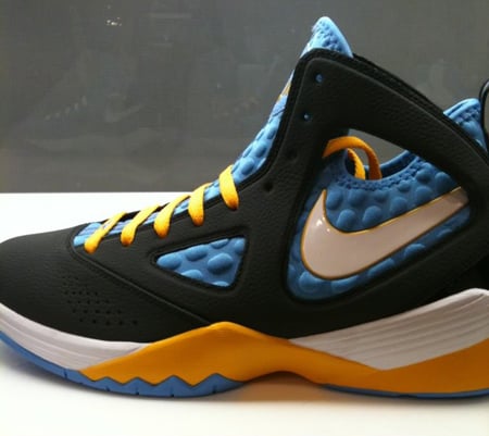 Nike Huarache 2010 Supreme - Rudy Gay PE- SneakerFiles