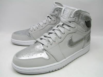 Release Reminder: Air Jordan I High “Silver Anniversary”