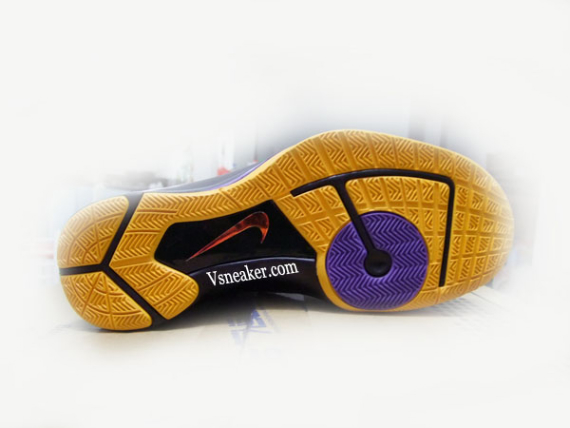 Nike Hyperdunk 2010 - L.A. Lakers Away