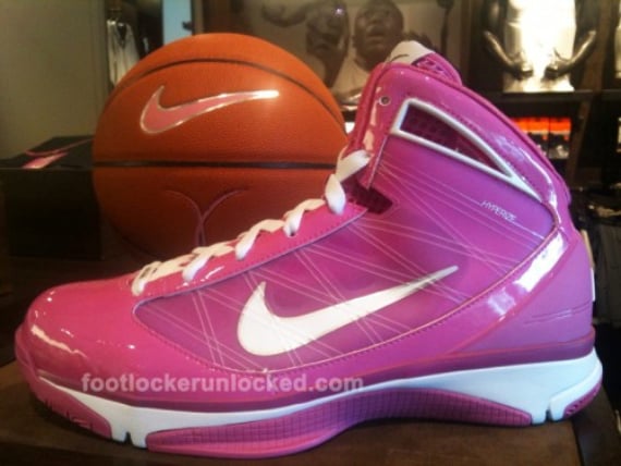 Nike Hyperize Supreme - "Coach Kay Yow"