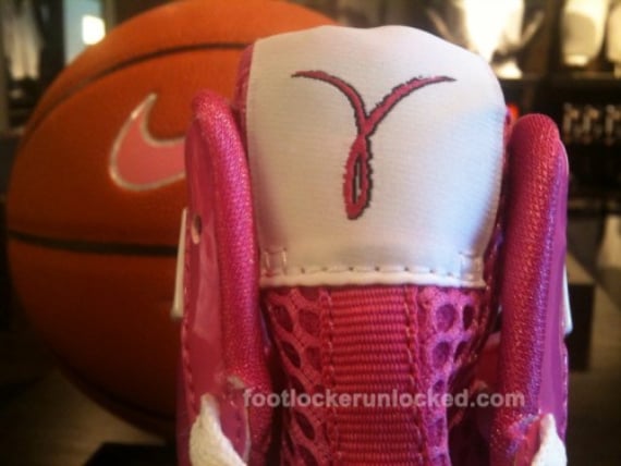 Nike Hyperize Supreme - "Coach Kay Yow"