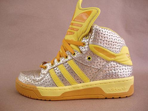 Jeremy Scott x Originals JS Attitude Metallic Silver/Yellow | SneakerFiles
