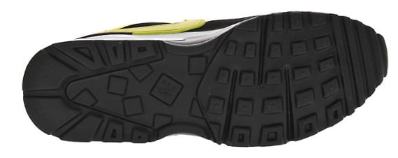Nike Air Classic BW - Black / Yellow - White