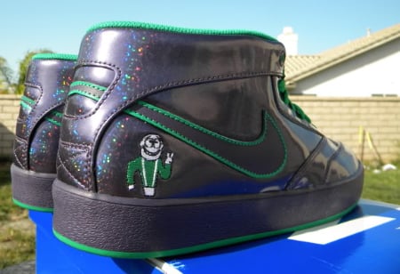  Nike SB Omar Salazar x Dinosaur Jr. – Available on eBay