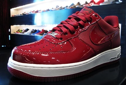Nike Air Force 1 Team Red (Patent 