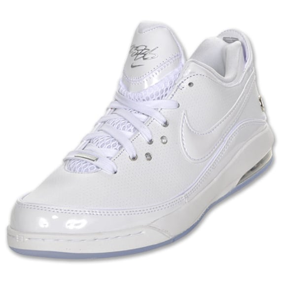 Nike LeBron VII (7) Low - White / Silver - Now Available