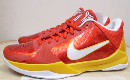 Nike Zoom Kobe V (5) Sample - Comet Red / White - Del Sol