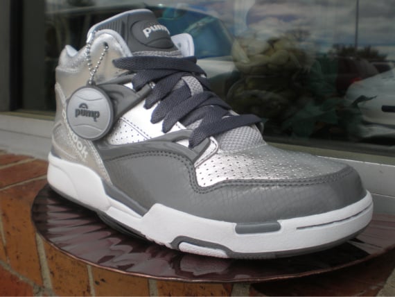 Reebok Pump Ommi Lite - Metallic Silver / Grey - White