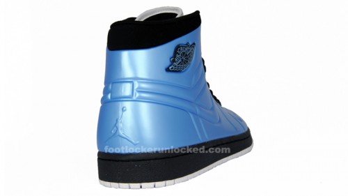 AJ1AnodizedUniBlueSample4