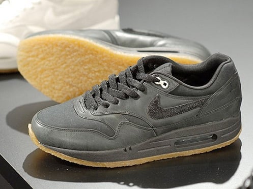 NAM1Holiday2010Coll2