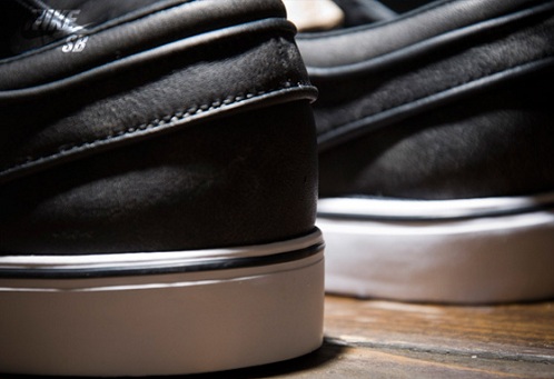 NikeSBZoomStefanJanoskiBlackWhite4