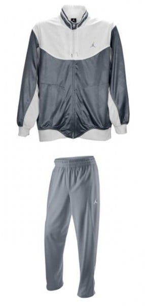 Air Jordan XI 'Cool Grey' Holiday Apparel