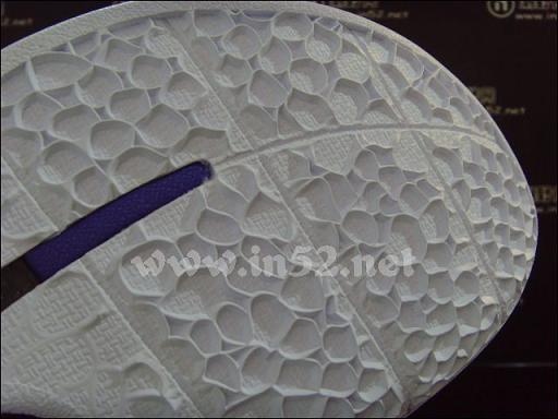 Nike Zoom Kobe VI 'Concord' New Detailed Images