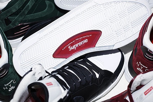 Supreme x Nike SB 94 – A Closer Look