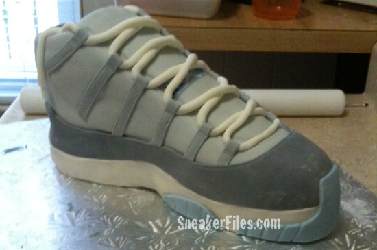 Air Jordan 11 Cool Grey Cake