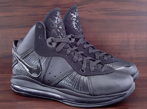 Nike Air Max LeBron VIII 'Blackout' - New Images