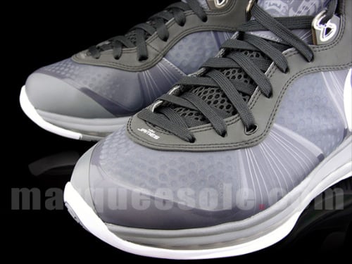 Nike LeBron VIII V2 - Black - Grey - Neon
