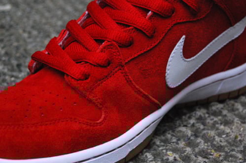 Nike SB Dunk Mid - Red - White - Gum Sole