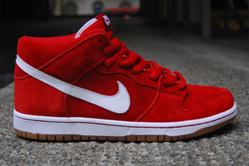 Nike SB Dunk Mid - Red - White - Gum Sole