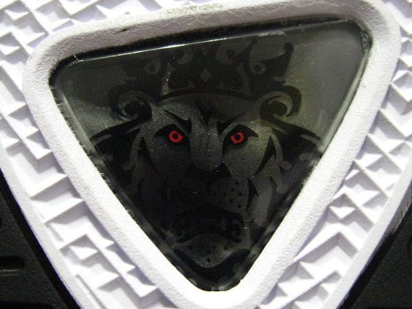 Nike LeBron 8 V2 – White/Black-Varsity Red New Detailed Images