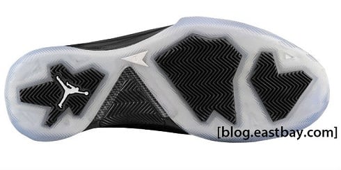Jordan CP3.IV - Black/White-Metallic Silver Available Now