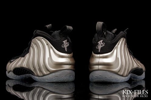 Nike Air Foamposite One LE "Metallic Pewter" Available Early
