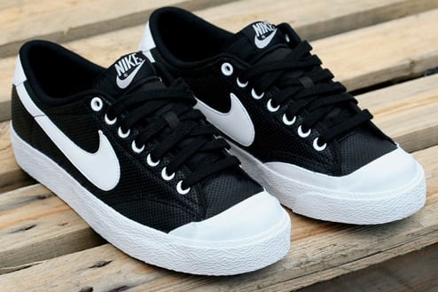 Nike All Court – Black/White