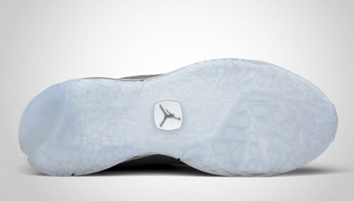 Air-Jordan-CMFT-Max-Air-12-'Cool-Grey'-03