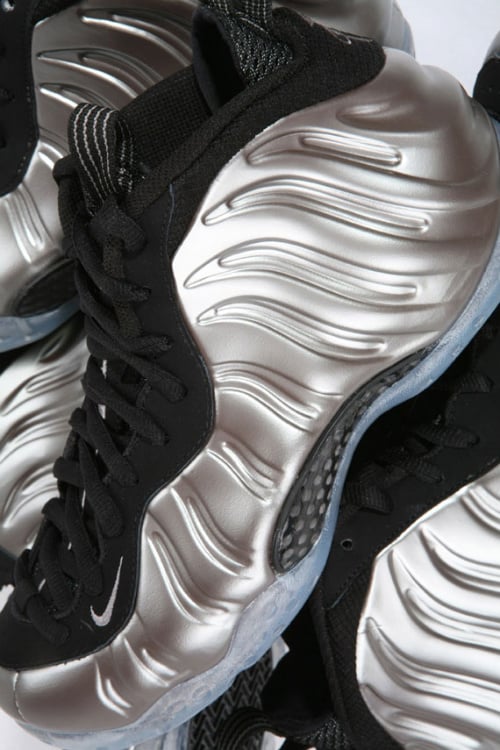 NikeMenAir Foamposite OneSize 9.5 Walmart Canada