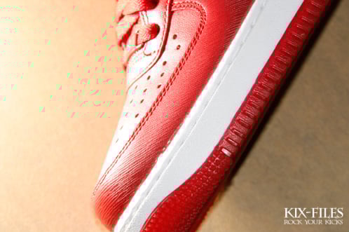 Nike-Air-Force-1-LE-'Microstripe'-Collection-02