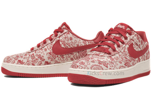 Nike-Air-Force-1-Low-'Valentine's-Day/Amor'-02