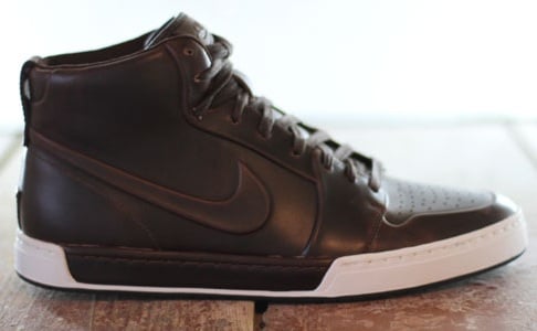 Nike Air Royal "Antique Brown"